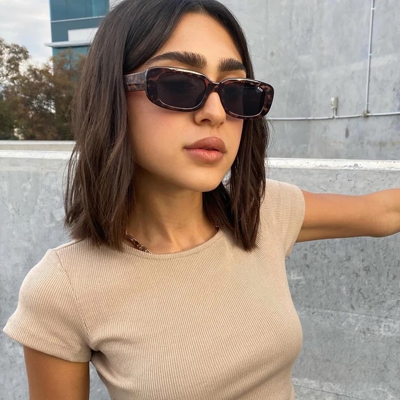 New Princess Polly Tortoiseshell Creeper Sunglasses - new in packaging - Picture 3 of 13